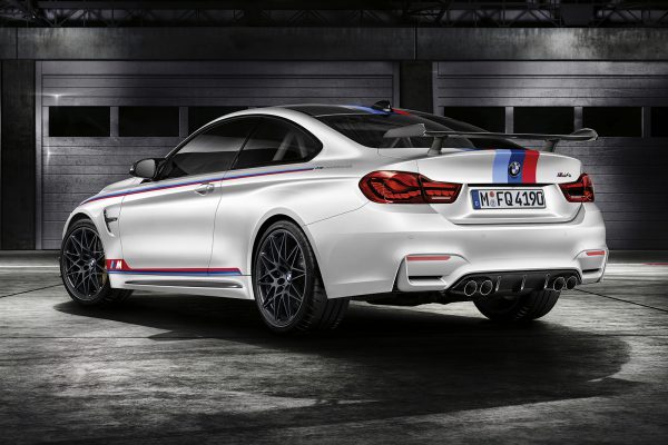 2017_bmw_m4_dtm_champion_edition_2_1600x1200